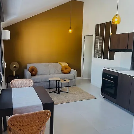 Les Casas De Sisi Apartment *